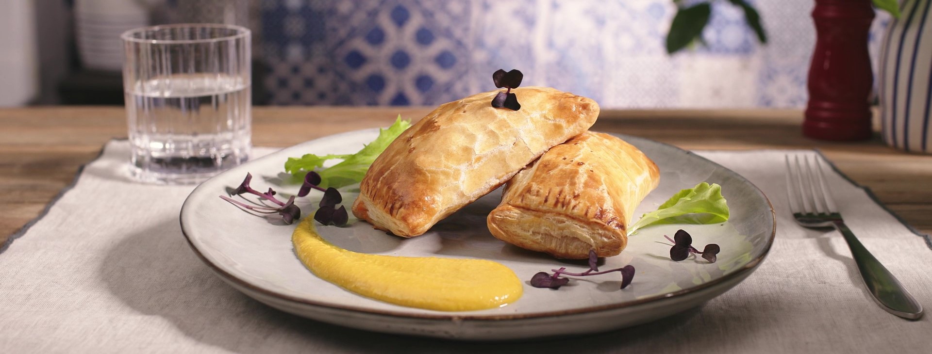 Fagottini di Pasta Sfoglia con Nasello, Zucca e Scalogno