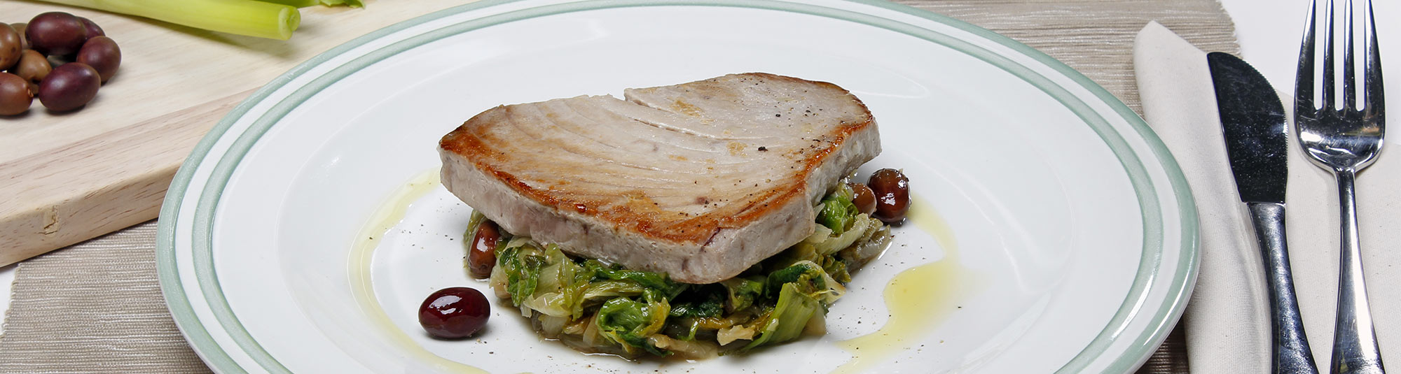 Ricetta Fiori di Tonno su scarola stufata - Ricette Findus