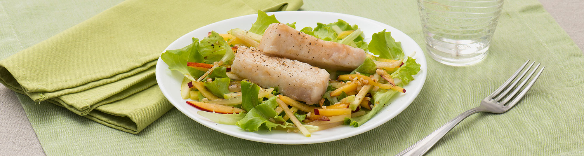  Insalata di Fiori di Nasello con julienne di frutta - Ricette Findus