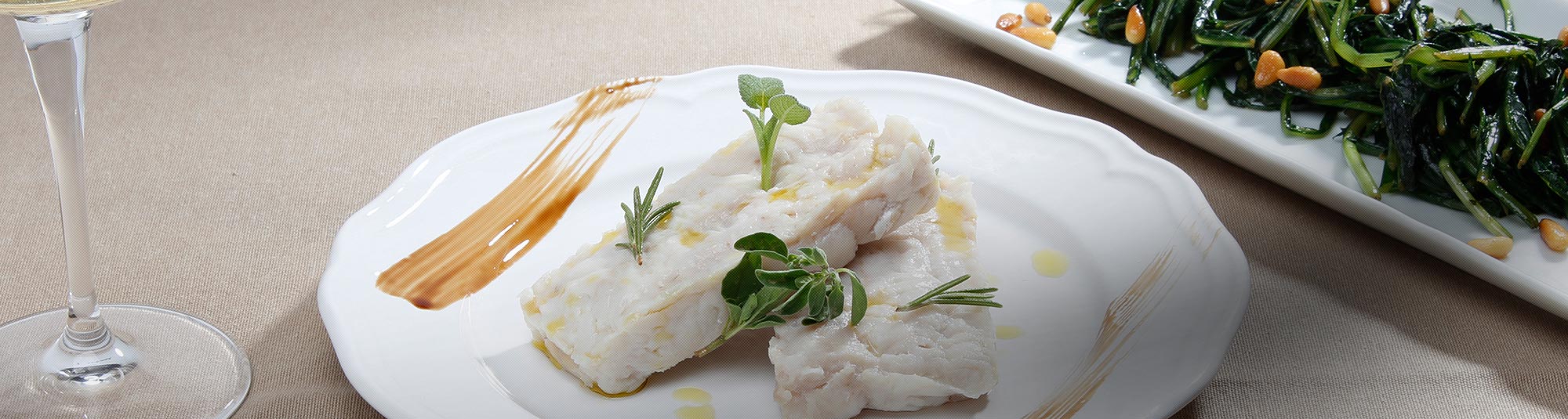 Ricetta Filetti di Merluzzo con Cicoria, Pinoli e Acciughe - Ricette Findus