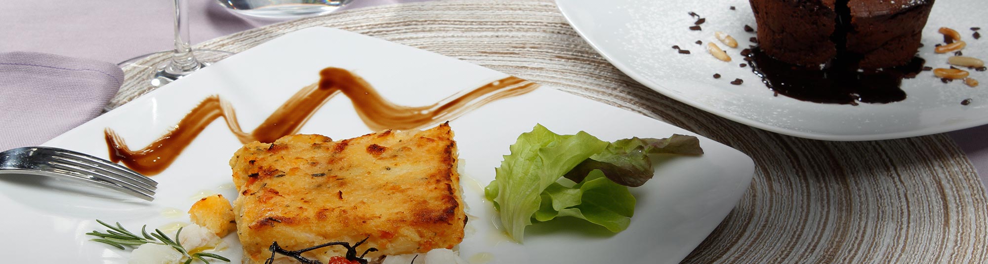 Merluzzo Gratinato con Patate e Rosmarino con tortino al cioccolato