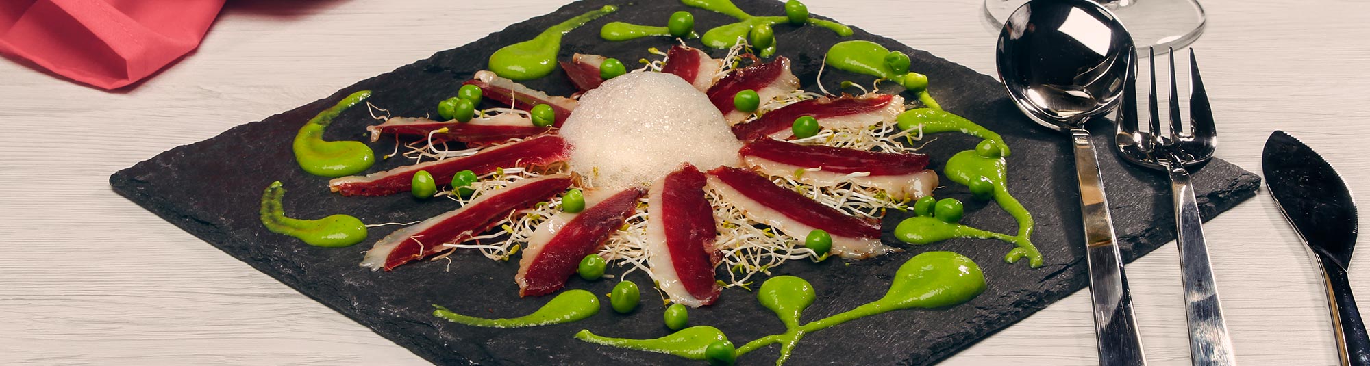 Ricetta Petto d'Oca Affumicato con crema di piselli - Ricette Findus