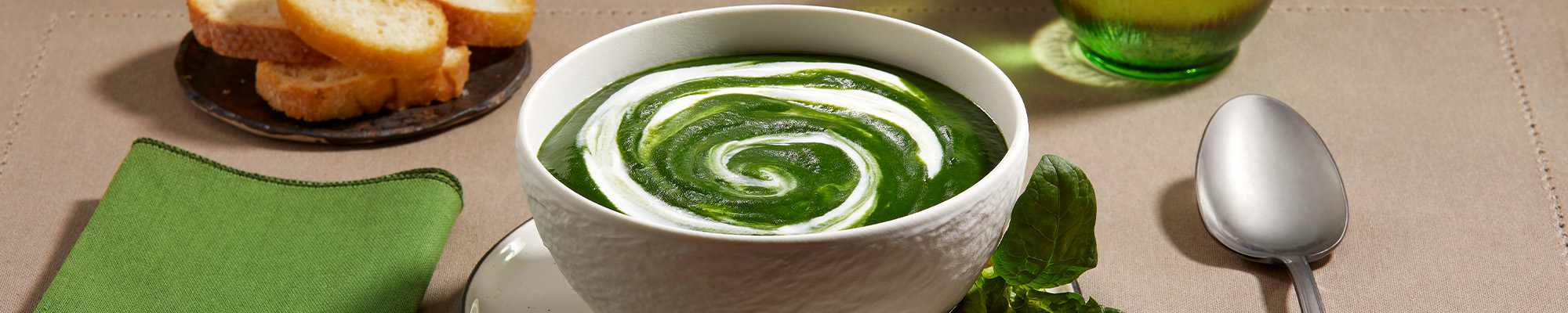 Vellutata di spinaci e yogurt greco