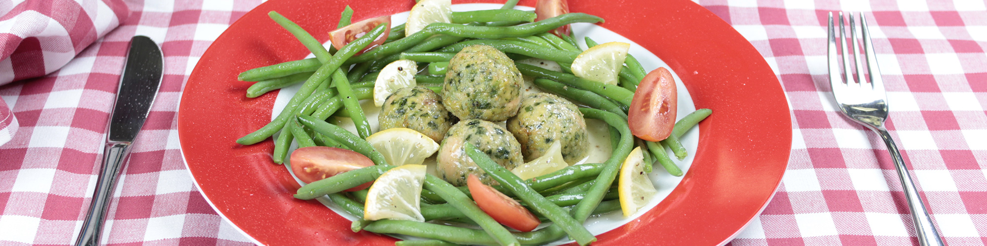 Polpette di Salmone e Spinaci al limone con fagiolini – Ricetta Findus